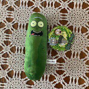 Toy Factory Adult Swim Rick and Morty Plush Pickle Rick